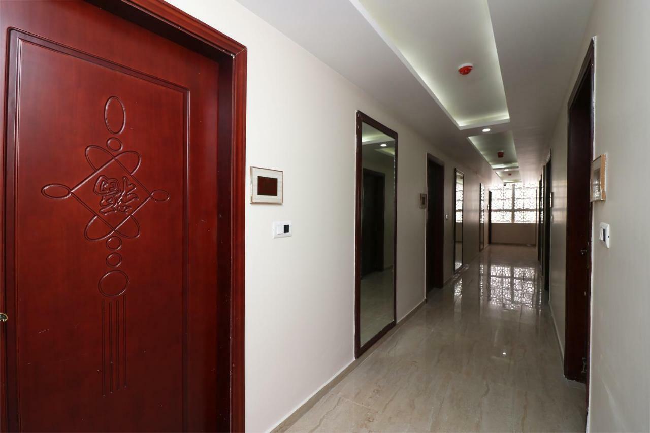 Capital O 37152 Naveen Continental Prayagraj Extérieur photo
